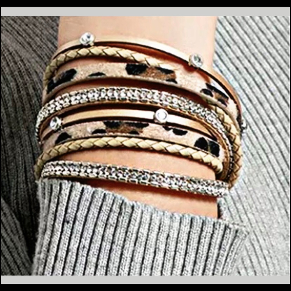 MULTILAYER LEATHER/SUEDE LEOPARD BLING Bracelet - Picture 3 of 5